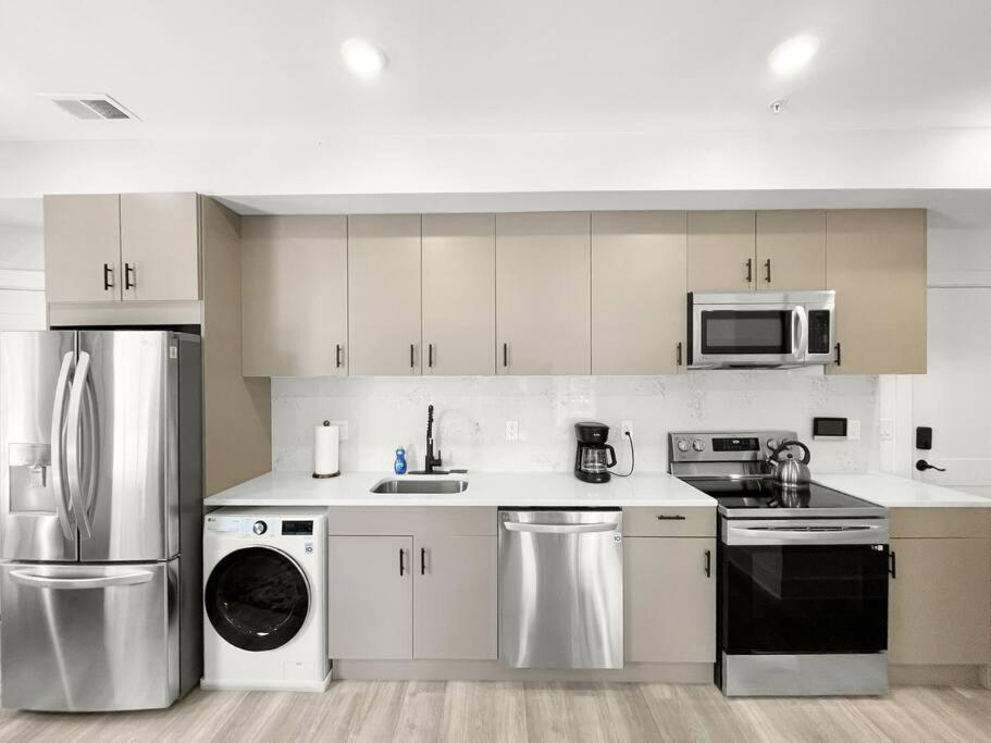 Classy Capitol Hill Apt, Steps From Dc Attraction Washington Dış mekan fotoğraf