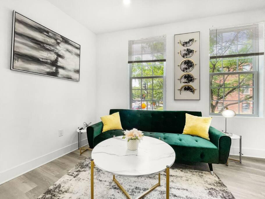 Classy Capitol Hill Apt, Steps From Dc Attraction Washington Dış mekan fotoğraf